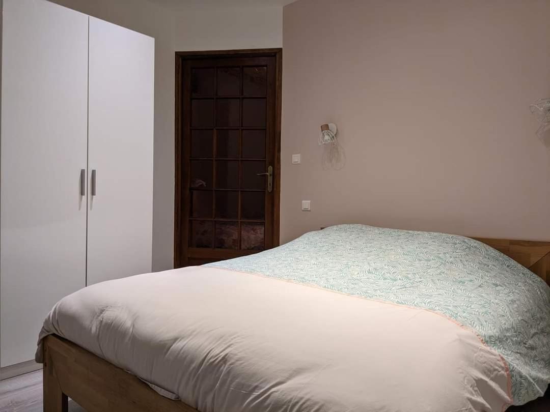 La Ferme Du Guindal Hotel Marquise Room photo